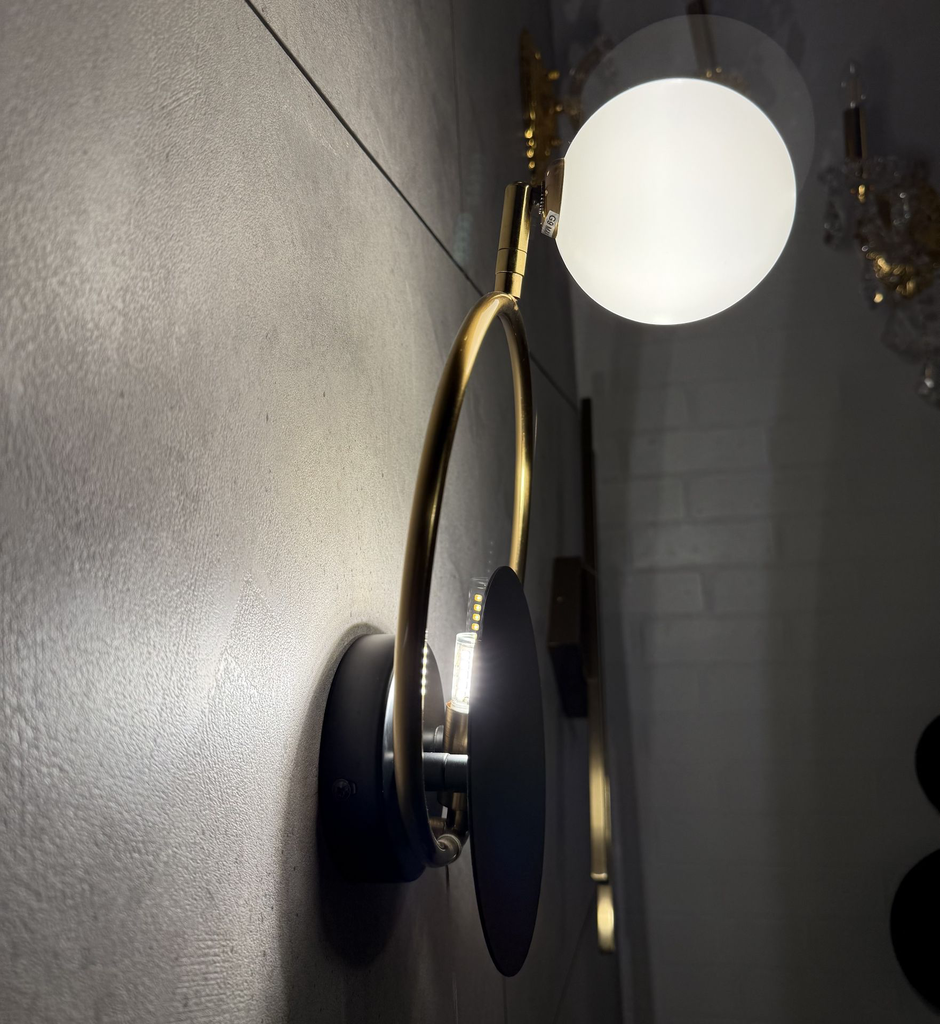 fier-sconce-wall-light