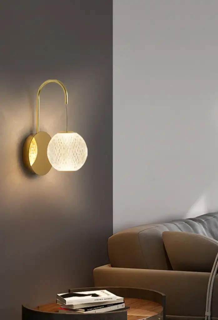 Lamor Wall Light