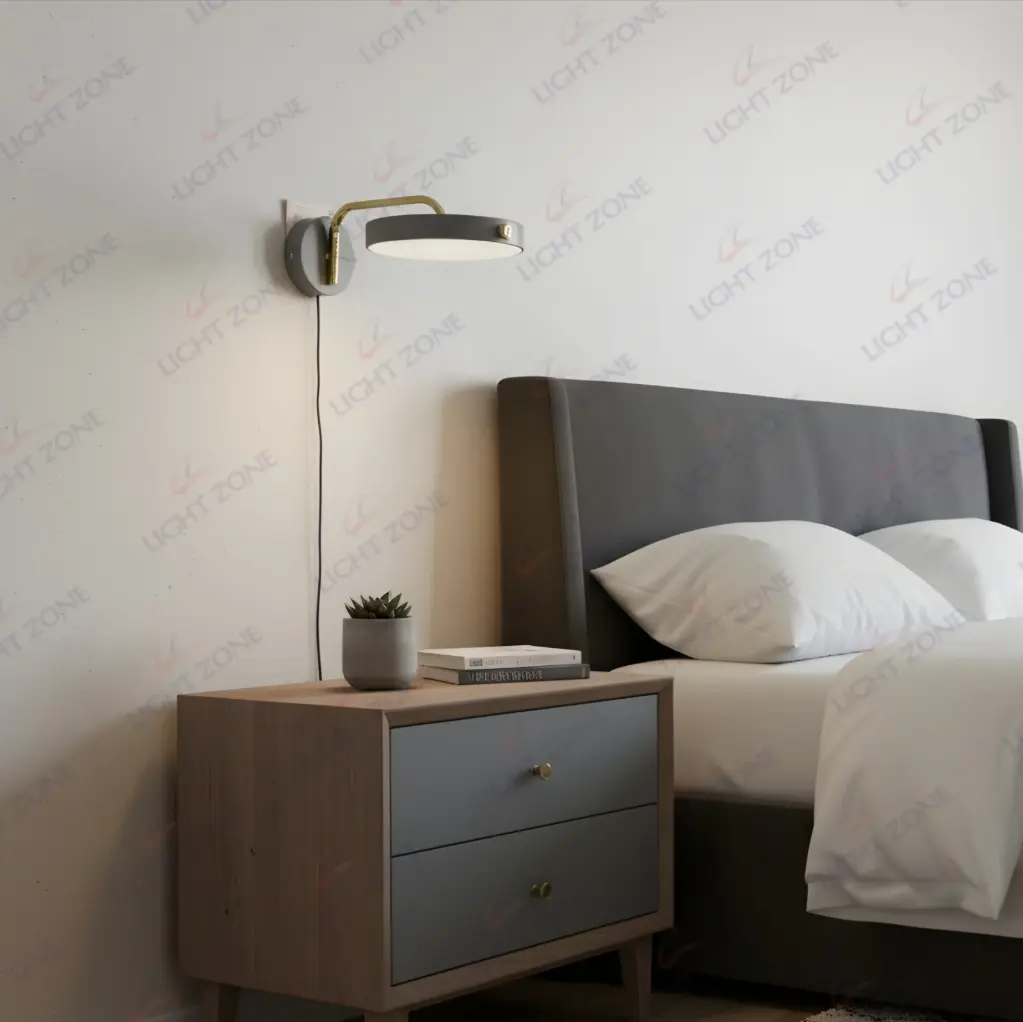 Focus Wall Light